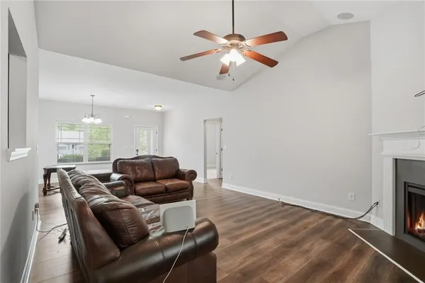 $2,095 | 612 Stevens Place, McDonough, GA 30252