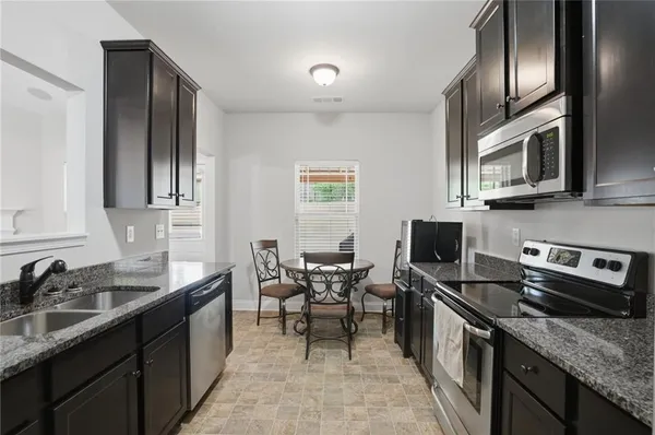 $2,095 | 612 Stevens Place, McDonough, GA 30252
