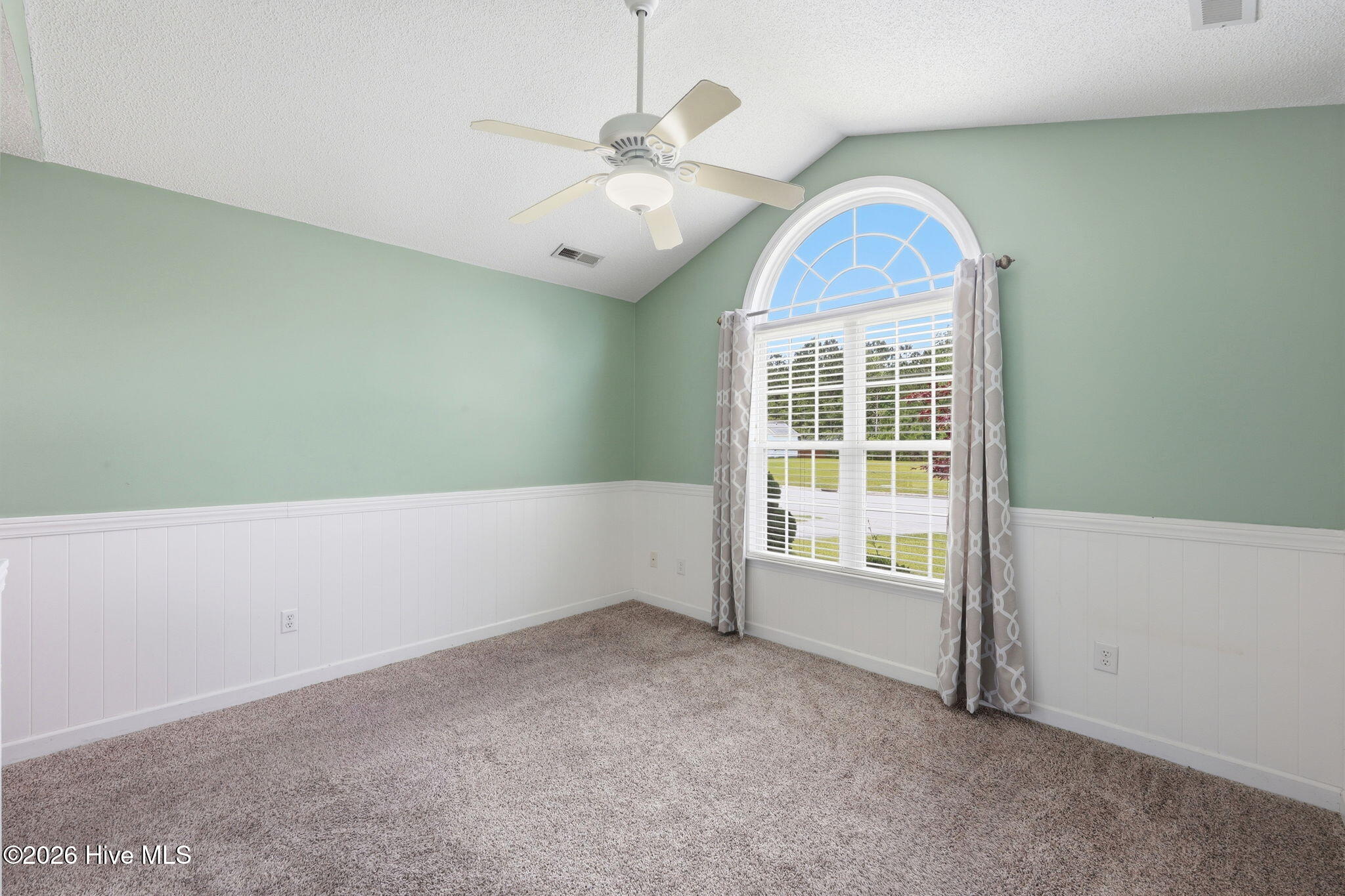 4100 Elizabeth Avenue New Bern, NC 28562 - Photo 20 of 43 24-web-or-mls-0C0A5841