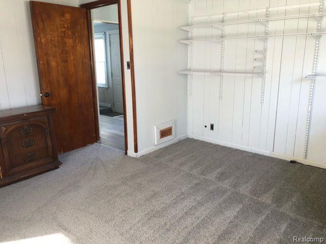 20803 Orchard Lake Road Farmington, MI 48336 - Photo 6 of 10
