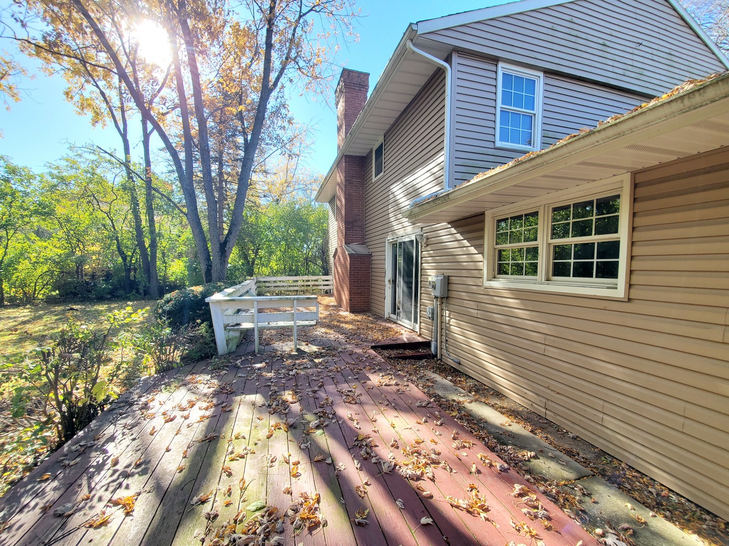 20601 Parthenon Way Olympia Fields, IL 60461 - Photo 5 of 36 a backyard of a house with fountain and outdoor seating