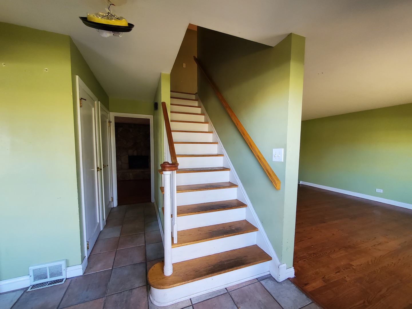 20601 Parthenon Way Olympia Fields, IL 60461 - Photo 7 of 36 a view of entryway and hall with wooden floor