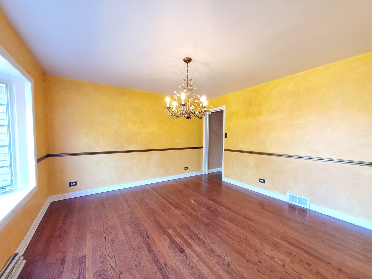 20601 Parthenon Way Olympia Fields, IL 60461 - Photo 8 of 36 a view of a room with wooden floor