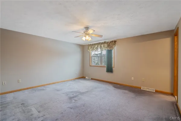 $399,000 | 3682 Junco Trail, Clay, NY 13090