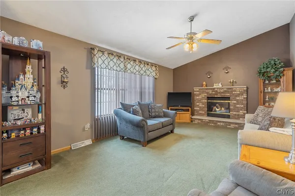 $399,000 | 3682 Junco Trail, Clay, NY 13090