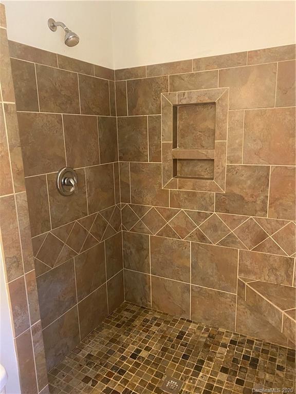 7323 Idlewild Road Charlotte, NC 28212 - Photo 10 of 13