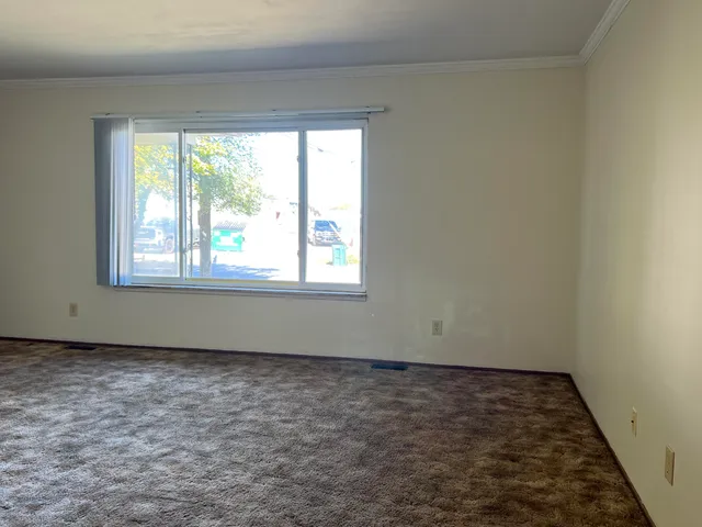 $119,900 | 1215 Mill Street, Lincoln Park, MI 48146