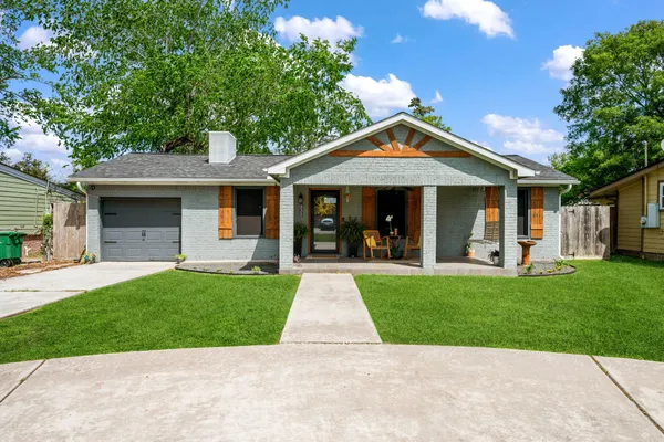 $240,000 | 431 Corydon Drive, Houston, TX 77336