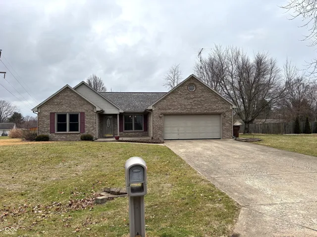 $299,900 | 5380 East Spring Drive, Columbus, IN 47201