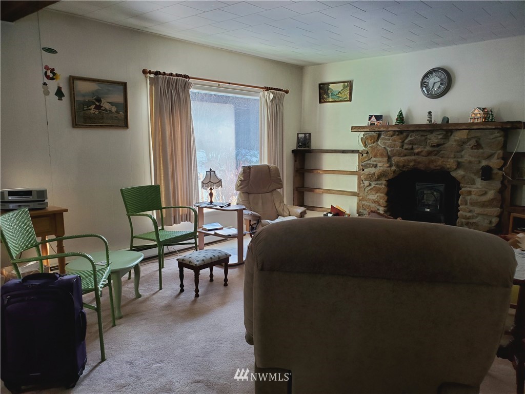 3994 Squilchuck Road Wenatchee, WA 98801 - Photo 4 of 21 Gallery Image 4