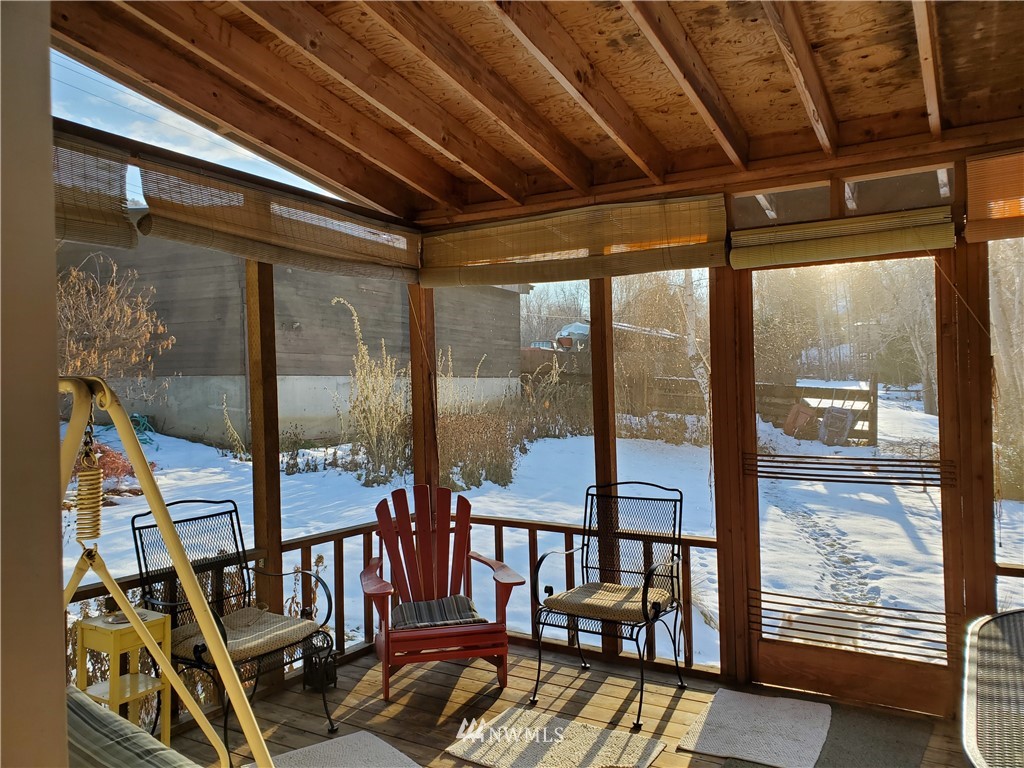 3994 Squilchuck Road Wenatchee, WA 98801 - Photo 7 of 21 Gallery Image 7