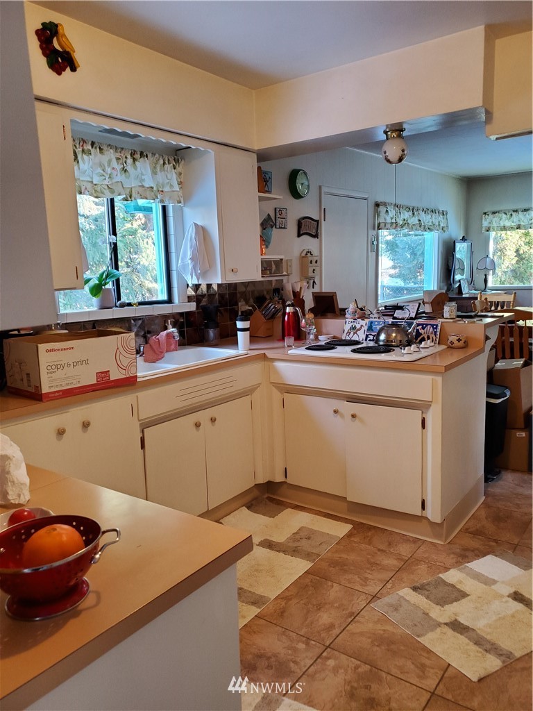 3994 Squilchuck Road Wenatchee, WA 98801 - Photo 9 of 21 Gallery Image 9