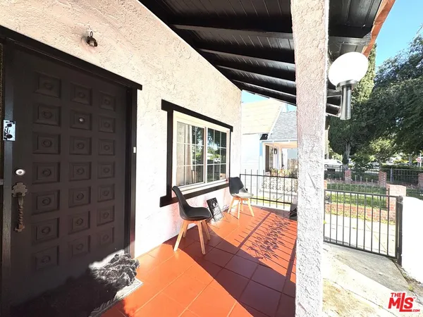$1,499,999 | 3223 Perlita Avenue, Los Angeles, CA 90039