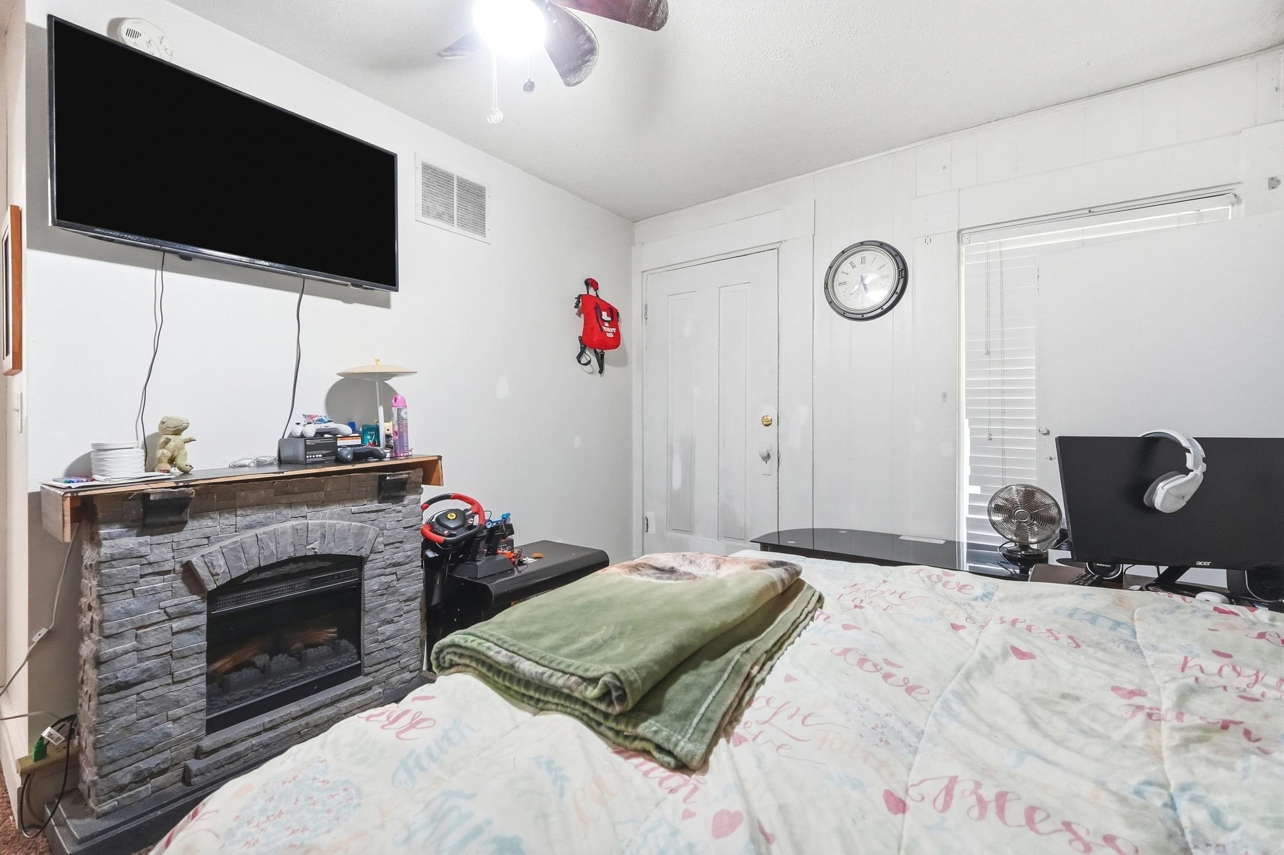 701 6th Street Howe, IN 46746 - Photo 8 of 23 Gallery Image 8