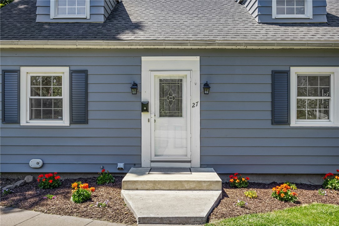 27 Dakeland Road Irondequoit, NY 14617 - Photo 4 of 50