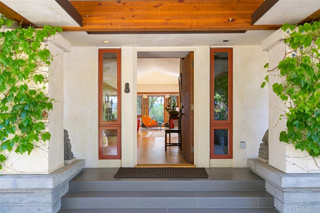 16611 Zumaque Street Rancho Santa Fe, CA 92067 - Photo 2 of 14 Gallery Image 2