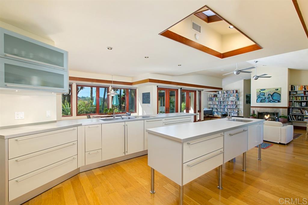 16611 Zumaque Street Rancho Santa Fe, CA 92067 - Photo 4 of 14 Gallery Image 4