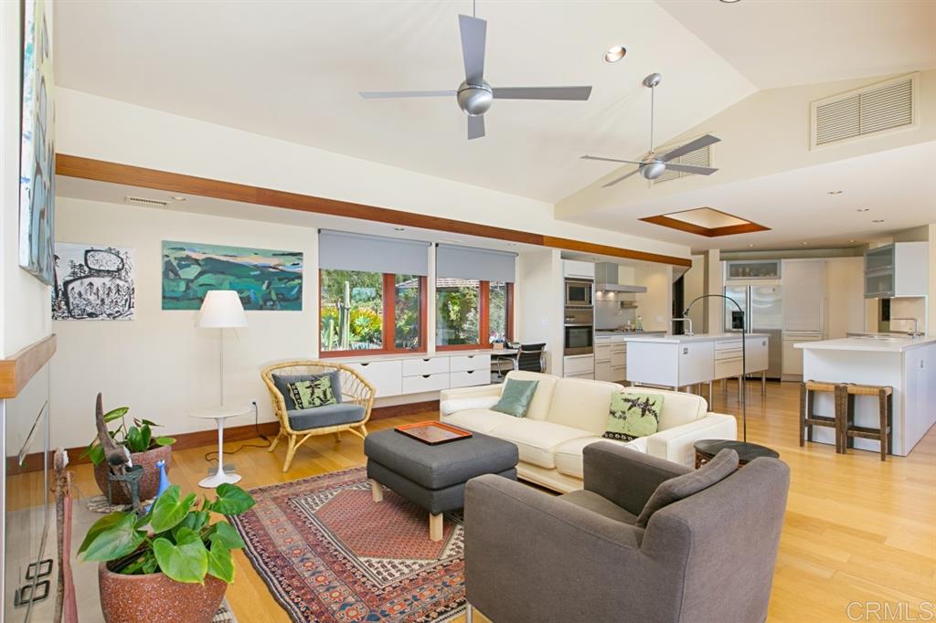 16611 Zumaque Street Rancho Santa Fe, CA 92067 - Photo 5 of 14 Gallery Image 5