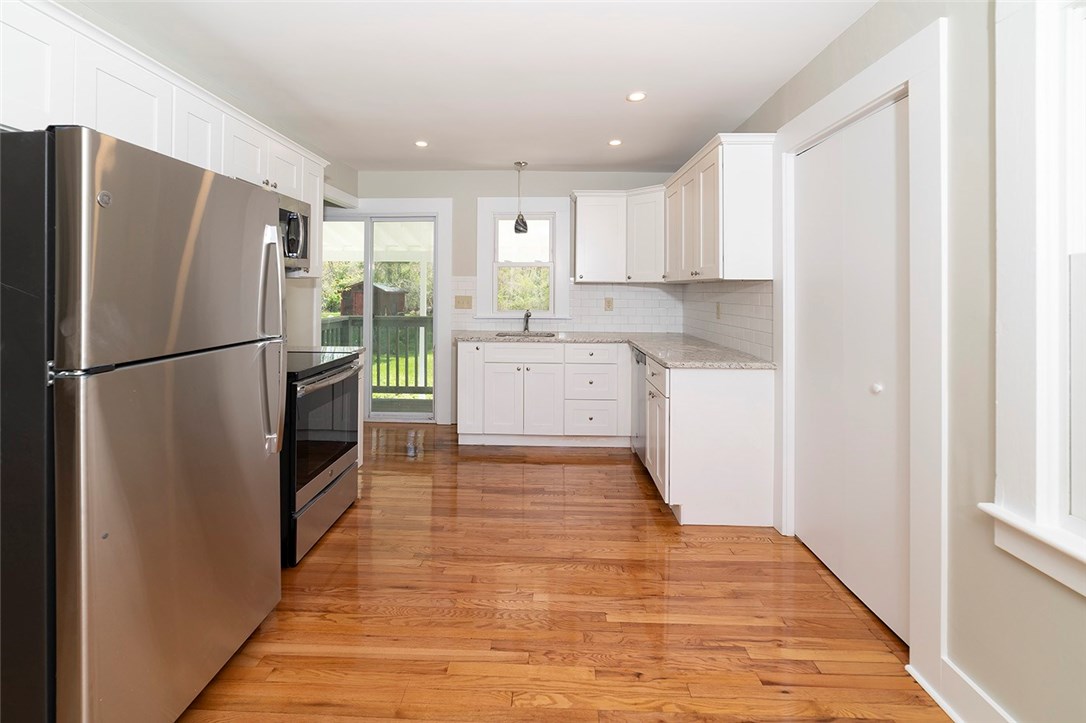 166 Ashaway Road Hopkinton, RI 02808 - Photo 7 of 22 Gallery Image 7