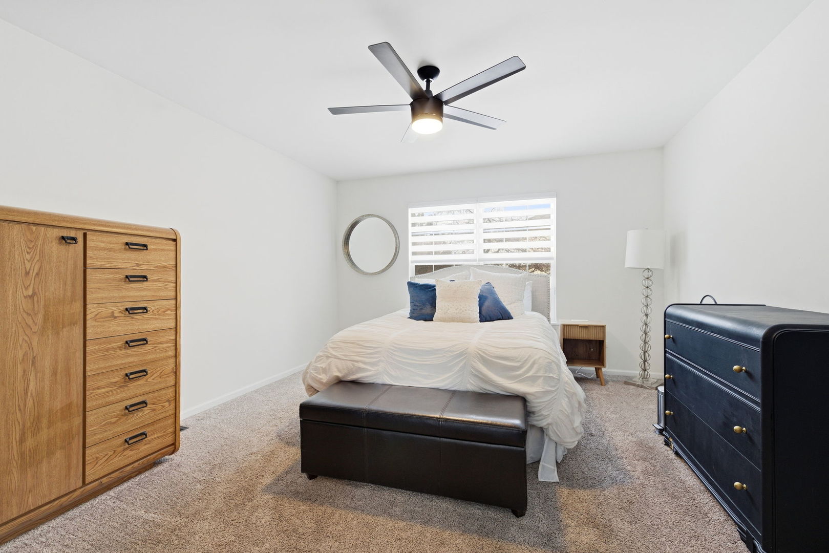 19320 Tramore Lane Mokena, IL 60448 - Photo 10 of 28 a bedroom with a bed and a dresser