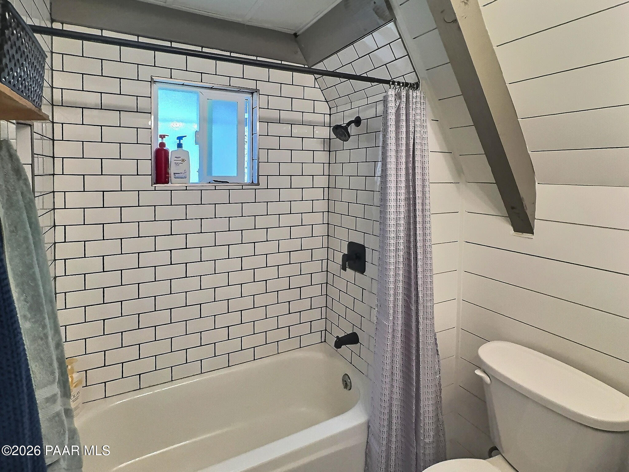 2755 Tunnel Road Prescott, AZ 86303 - Photo 10 of 16 Bath