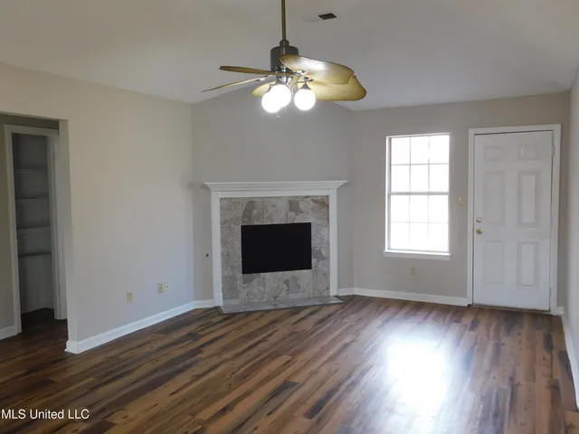 $1,395 | 5935 Kentwood Drive, Horn Lake, MS 38637