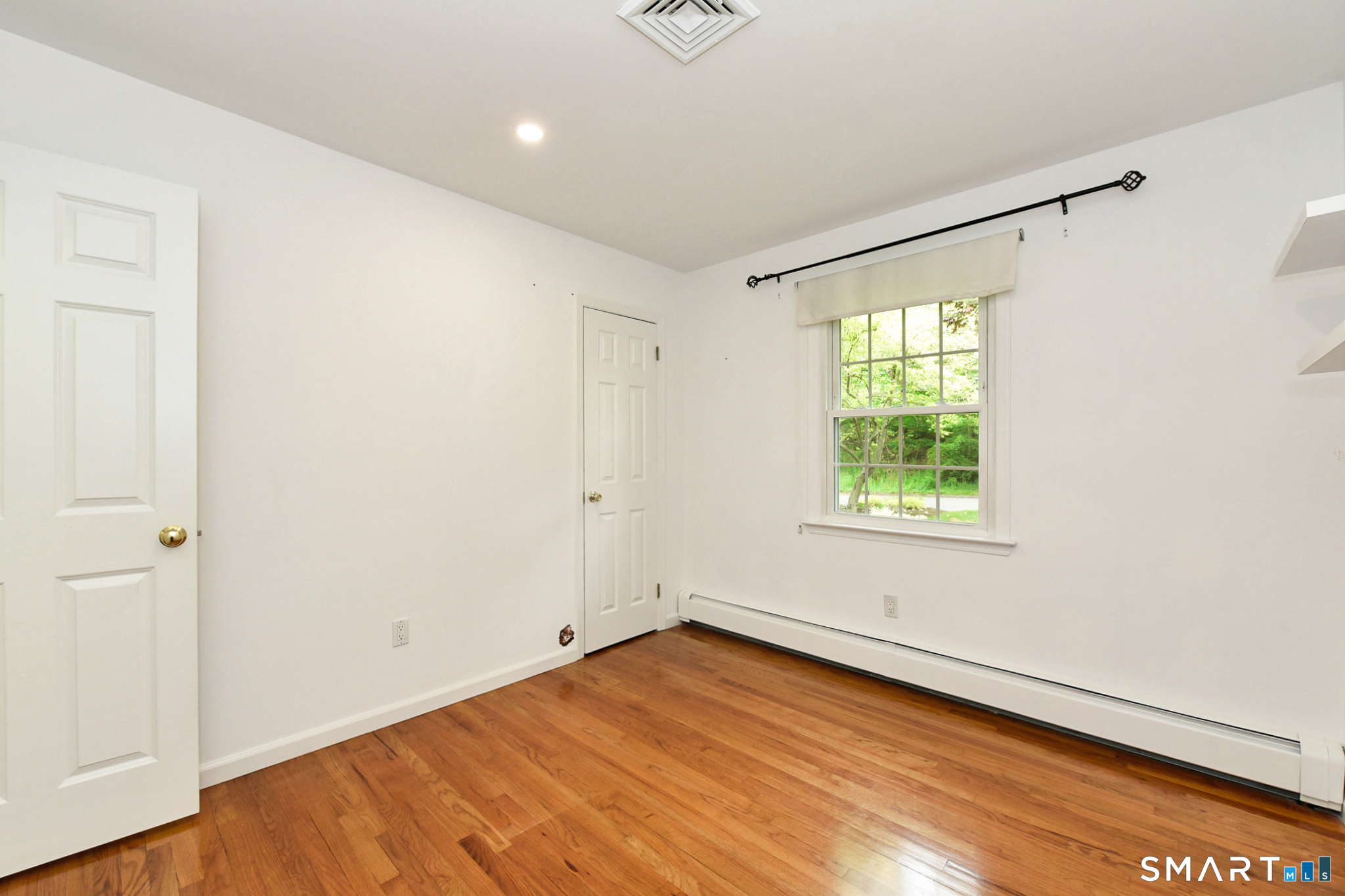 17 Grey Hollow Road Norwalk, CT 06850 - Photo 28 of 39