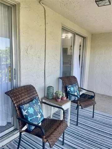 $4,300 | 788 Park Shore Drive, Unit H36, Naples, FL 34103