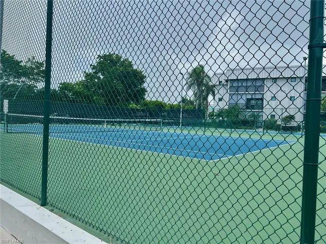 $4,300 | 788 Park Shore Drive, Unit H36, Naples, FL 34103