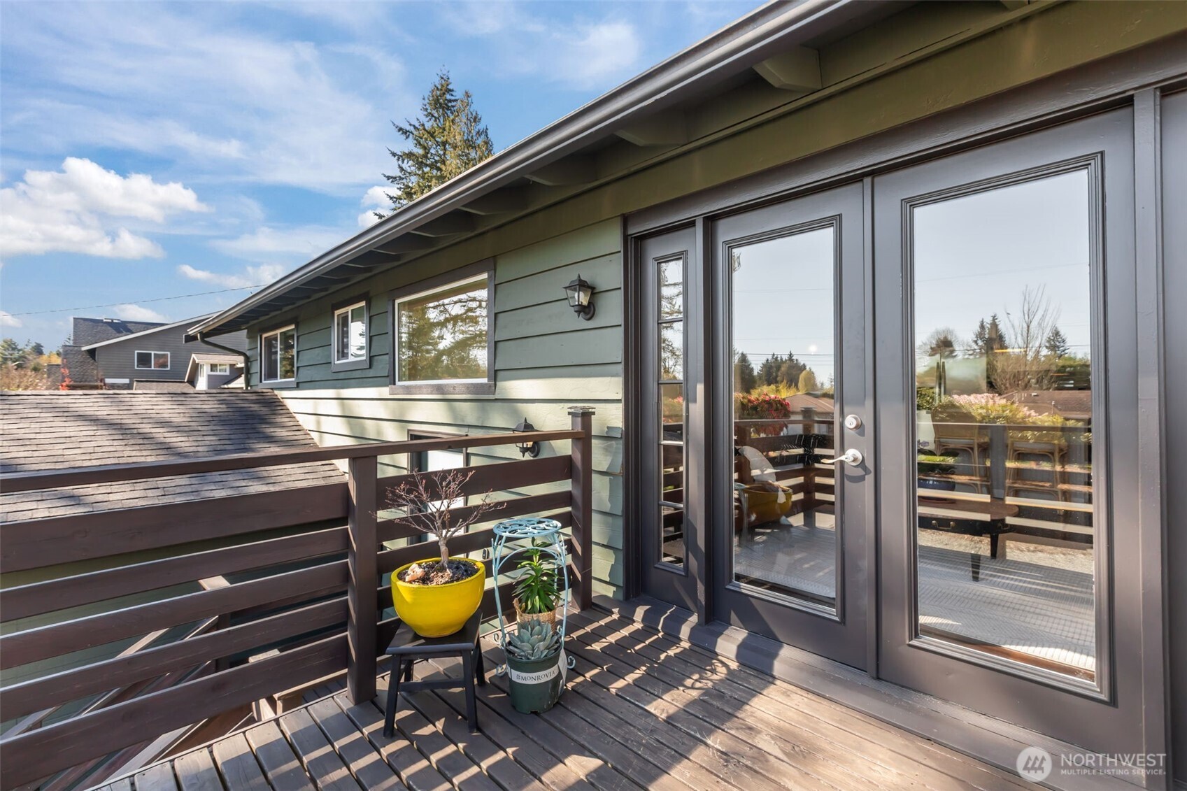 215 Hubbard Road Lynnwood, WA 98036 - Photo 37 of 40 a view of a street with chairs
