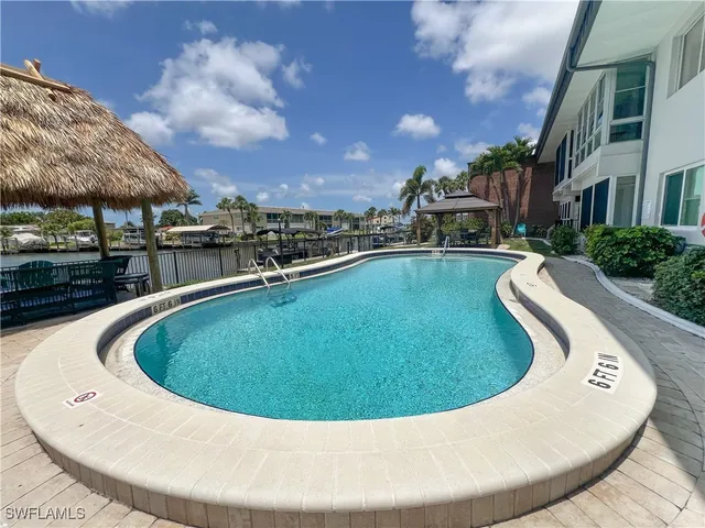 $198,900 | 632 Victoria Drive, Unit 103, Cape Coral, FL 33904