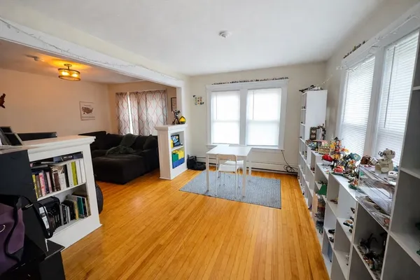 $695,000 | 328 Brooks Street, Worcester, MA 01606