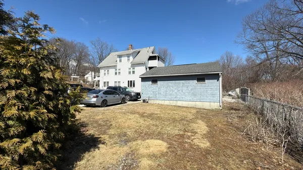 $695,000 | 328 Brooks Street, Worcester, MA 01606