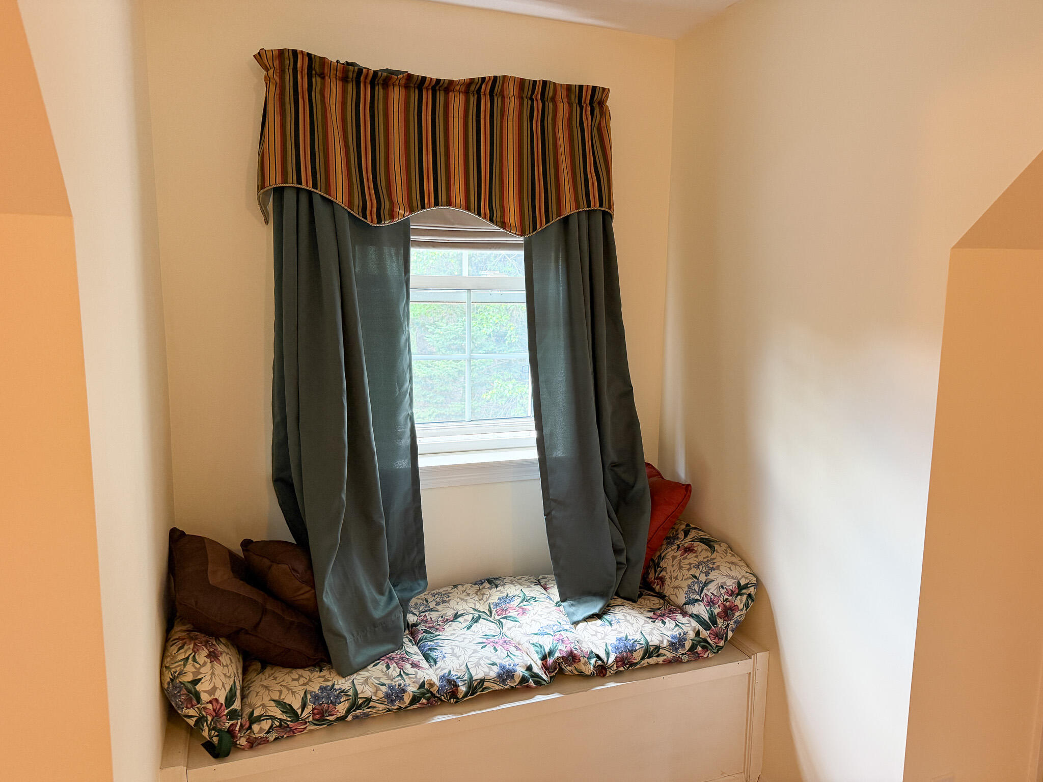 520 Newbury Neck Road Surry, ME 04684 - Photo 13 of 27 13
