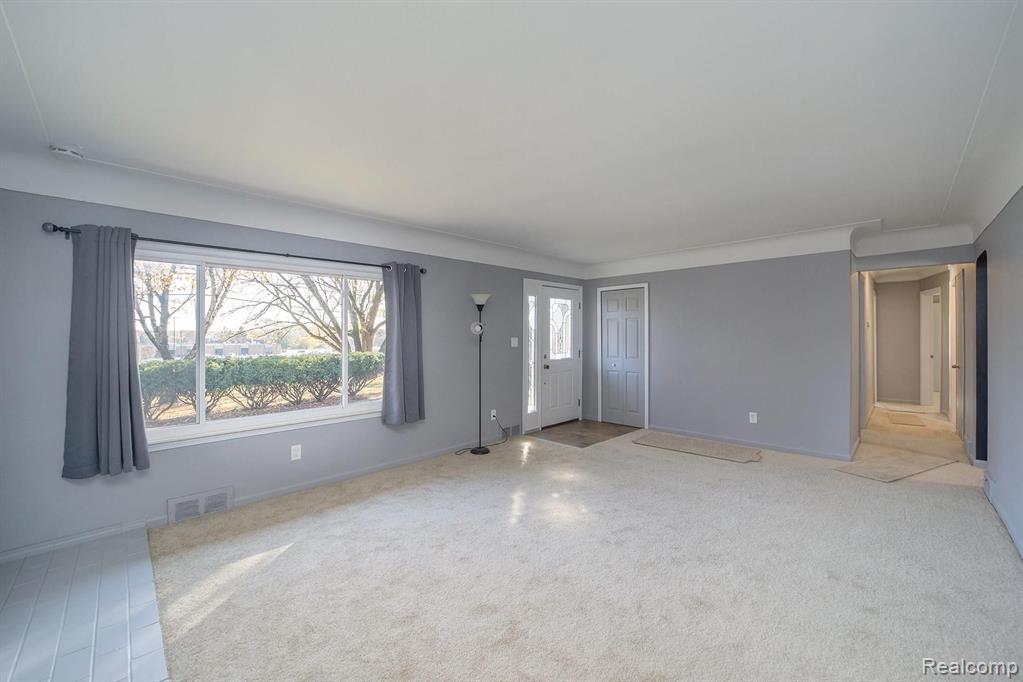 5631 Livernois Road Troy, MI 48098 - Photo 8 of 24