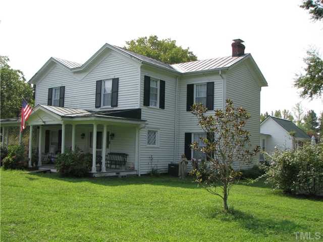 636 Dalton Road Skipwith, VA 23968 - Photo 1 of 22