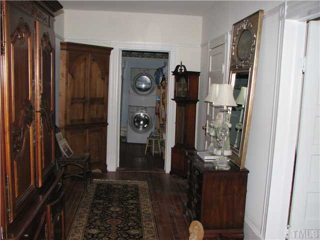 636 Dalton Road Skipwith, VA 23968 - Photo 11 of 22 Hallway