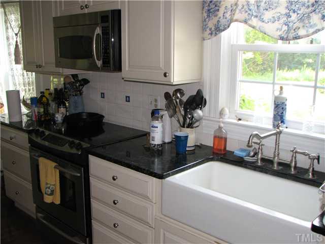636 Dalton Road Skipwith, VA 23968 - Photo 3 of 22