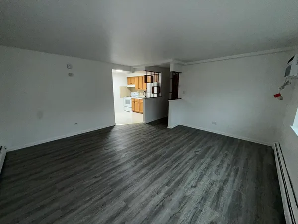 $1,550 | 9595 Maple Drive, Unit 2N, Rosemont, IL 60018