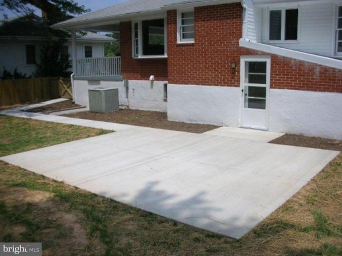 4109 Powder Mill Road Beltsville, MD 20705 - Photo 4 of 30 Patio