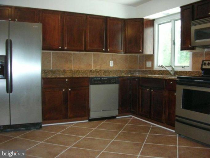 4109 Powder Mill Road Beltsville, MD 20705 - Photo 7 of 30 Kitchen #2