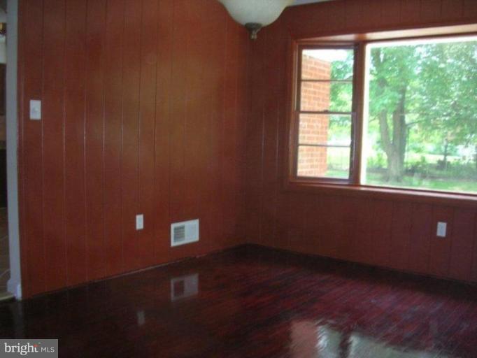 4109 Powder Mill Road Beltsville, MD 20705 - Photo 10 of 30 Dining Room #2