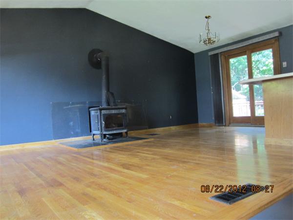 42 Maple Street Coventry, RI 02816 - Photo 2 of 5 Gallery Image 2
