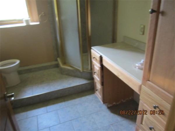 42 Maple Street Coventry, RI 02816 - Photo 4 of 5 Gallery Image 4