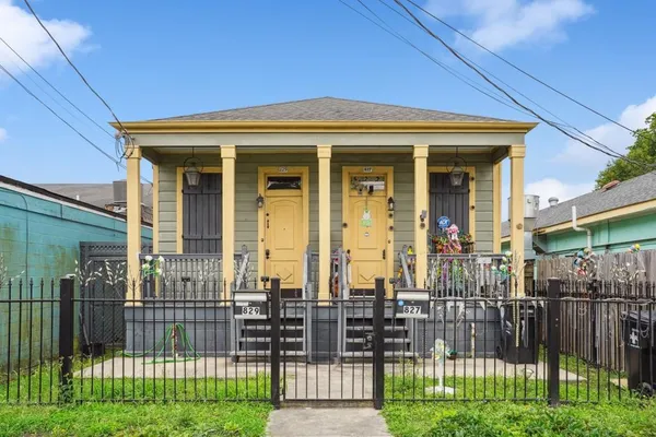 $1,800 | 829 Teche Street, Unit 1, New Orleans, LA 70114