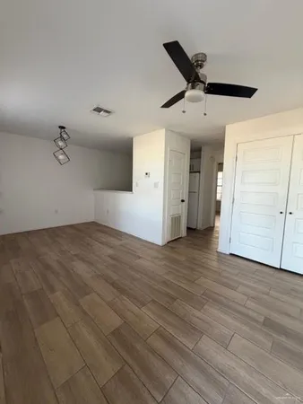 $600 | 120 East Schunior Street, Unit 4, Edinburg, TX 78541