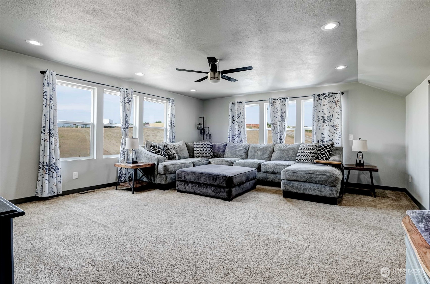 541 Moore Road Pasco, WA 99301 - Photo 14 of 40