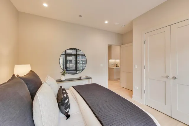 $525,000 | 1317 North Western Avenue, Unit 203, Chicago, IL 60622