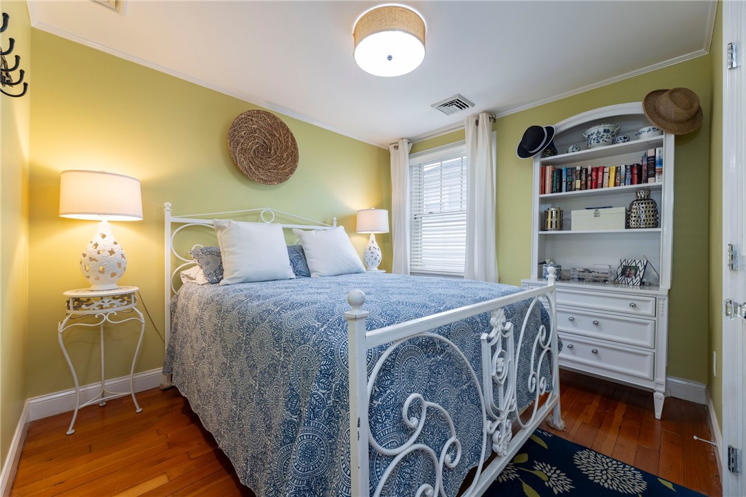 13 Uzzi Avenue Westerly, RI 02891 - Photo 19 of 34