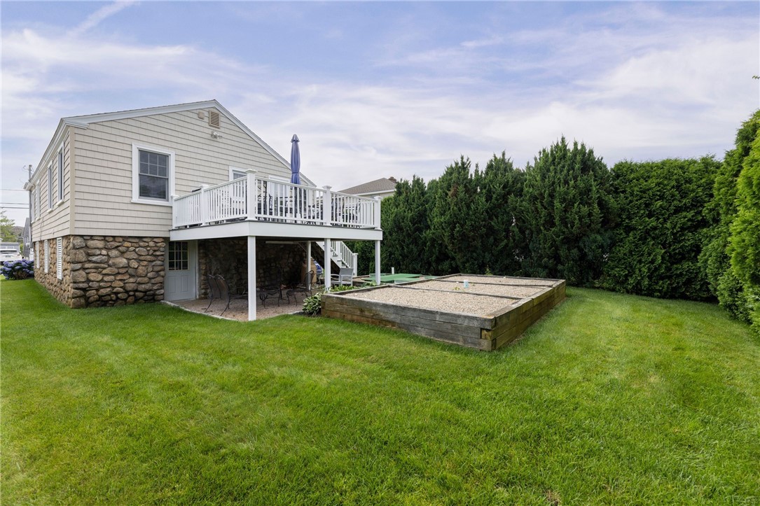 13 Uzzi Avenue Westerly, RI 02891 - Photo 28 of 34